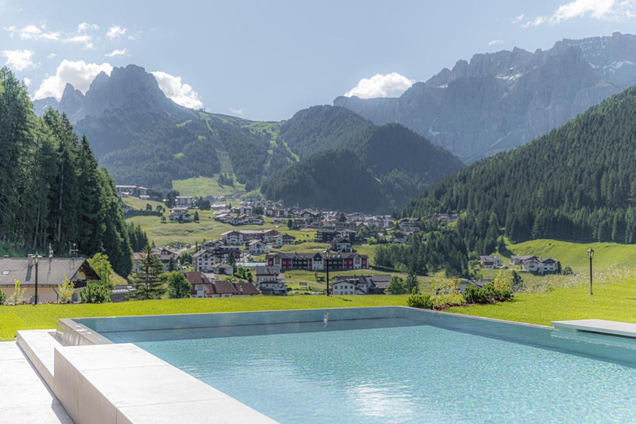 Hotel Rodella Selva di Val Gardena Exterior photo