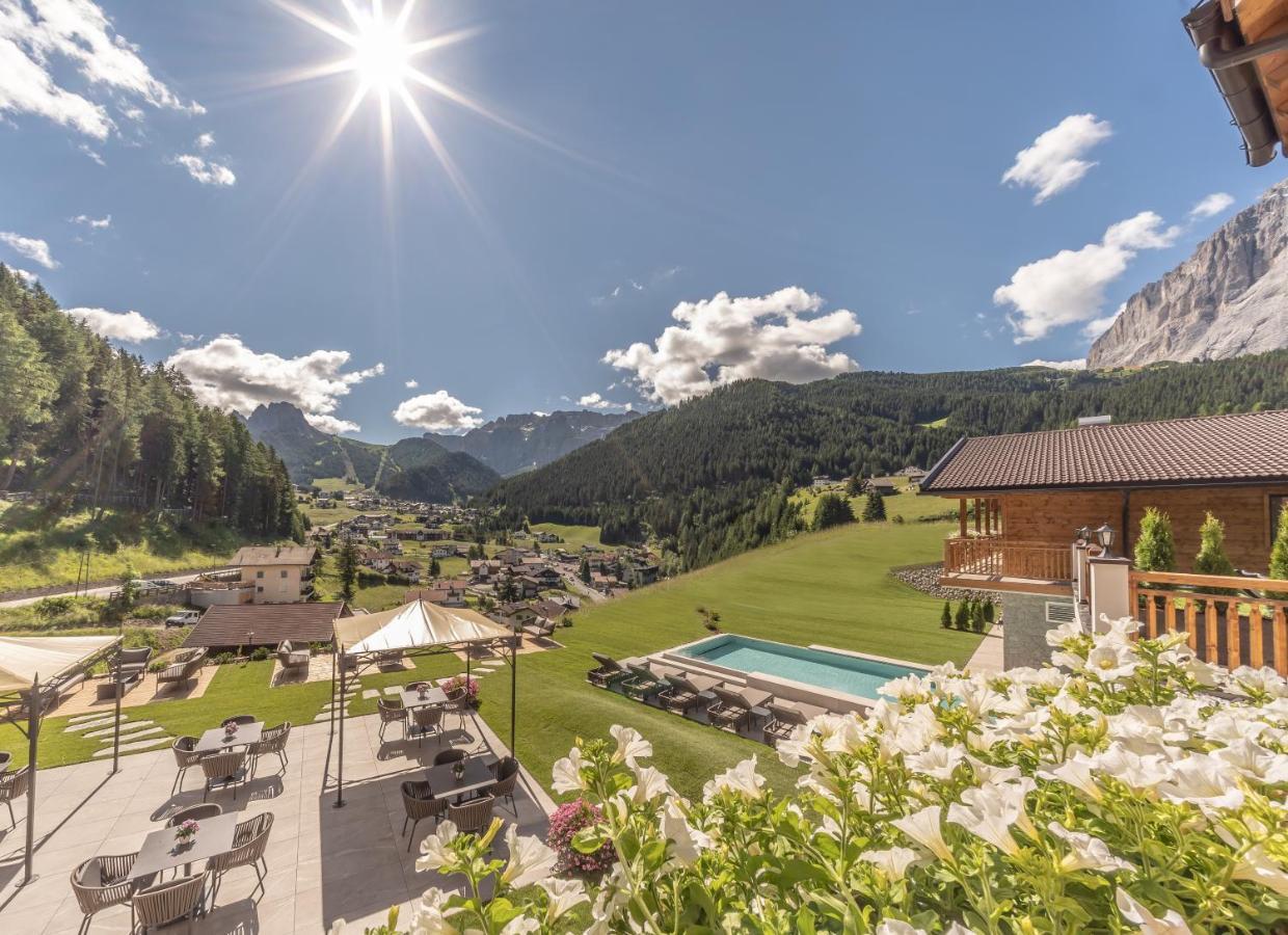 Hotel Rodella Selva di Val Gardena Exterior photo