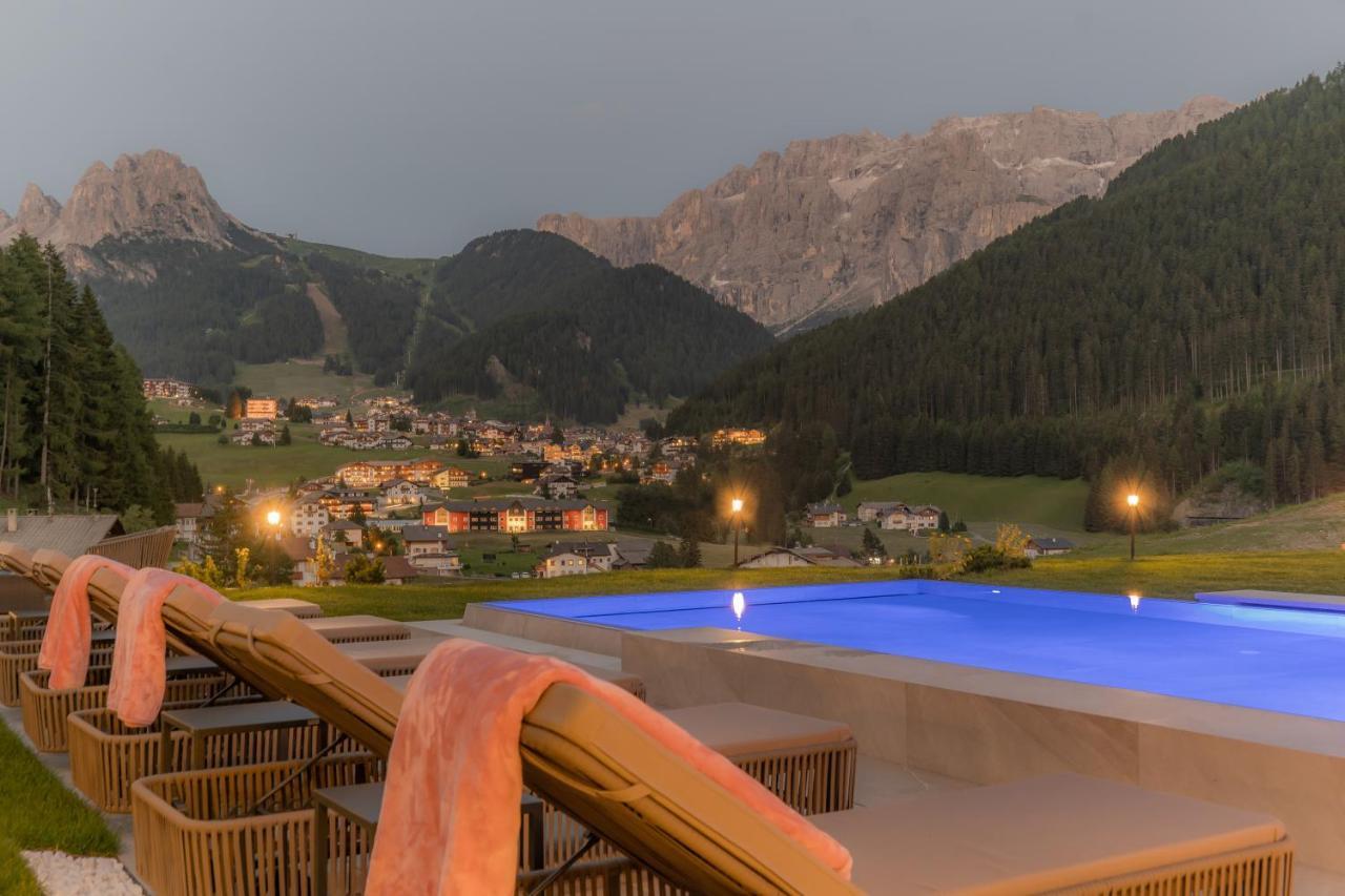 Hotel Rodella Selva di Val Gardena Exterior photo